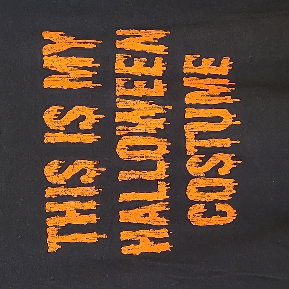 Halloween tee - Picture 2 of 3